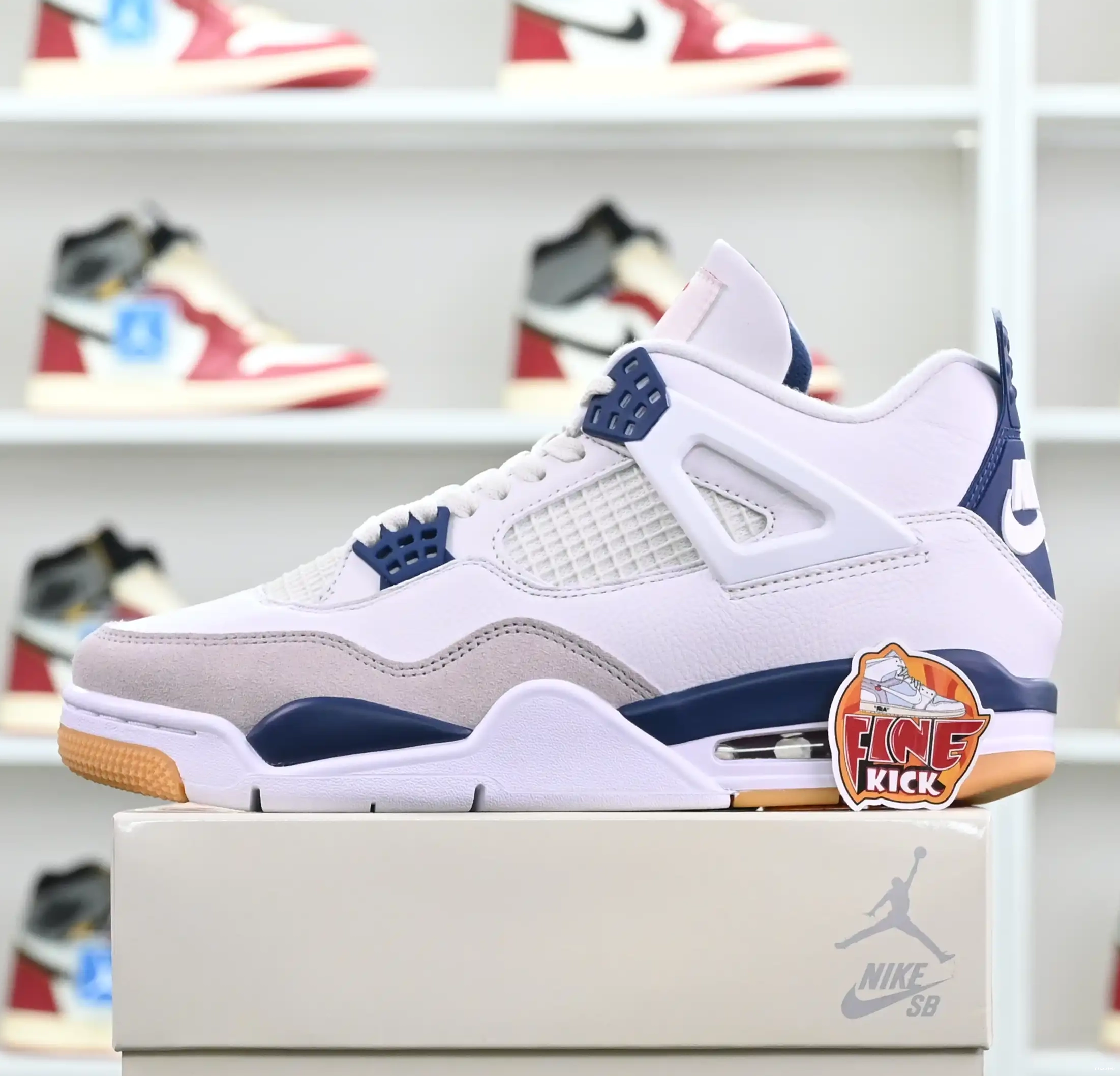 Jordan “NAVY” Jordan SB 4 Air 0429